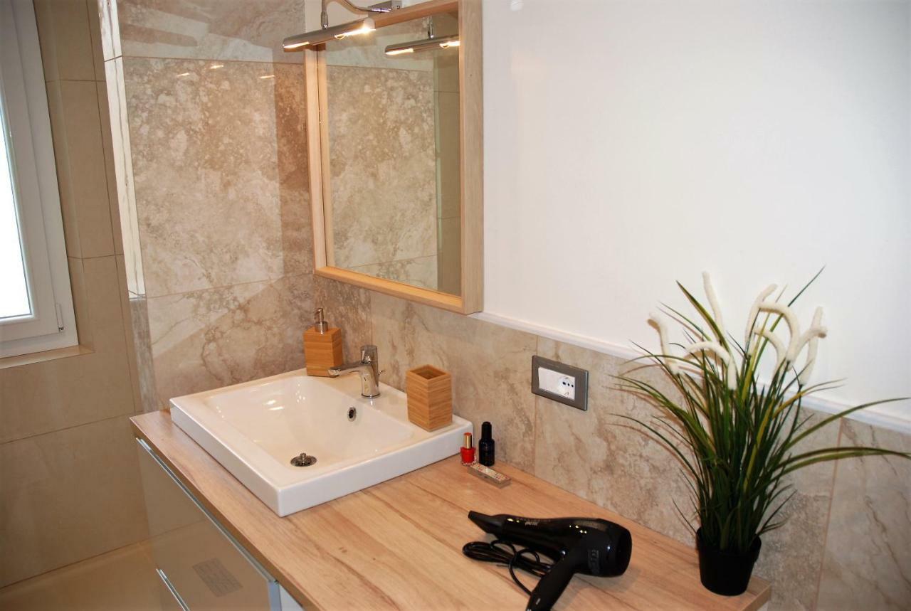 Cinque Terre The Square Apt - Two Bathrooms La Spezia Ngoại thất bức ảnh